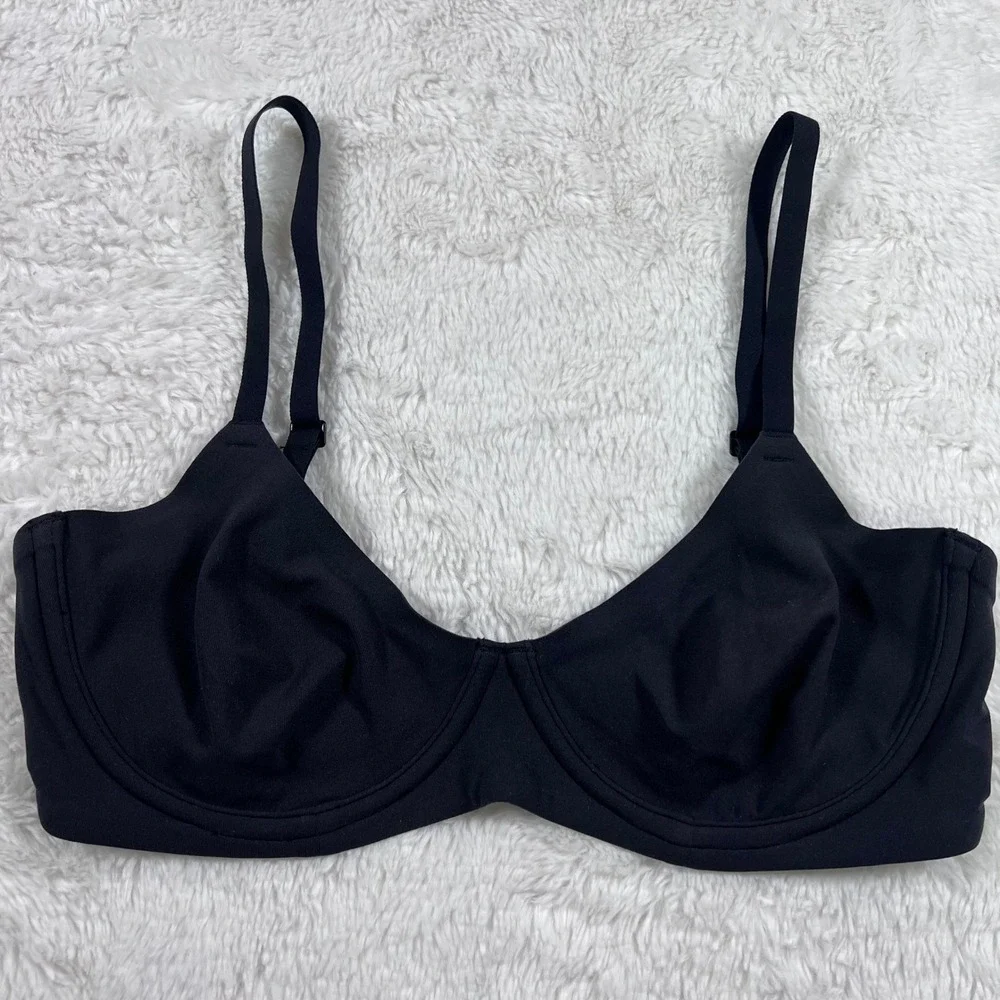 SKIMS Fits Everybody Unlined Underwire Bra Onyx Black Size 32D RN 158973 NWOT